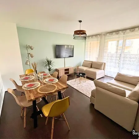 Bonjour To Paris - Disney, Balcon, Parking, 5 Personnes * Montévrain